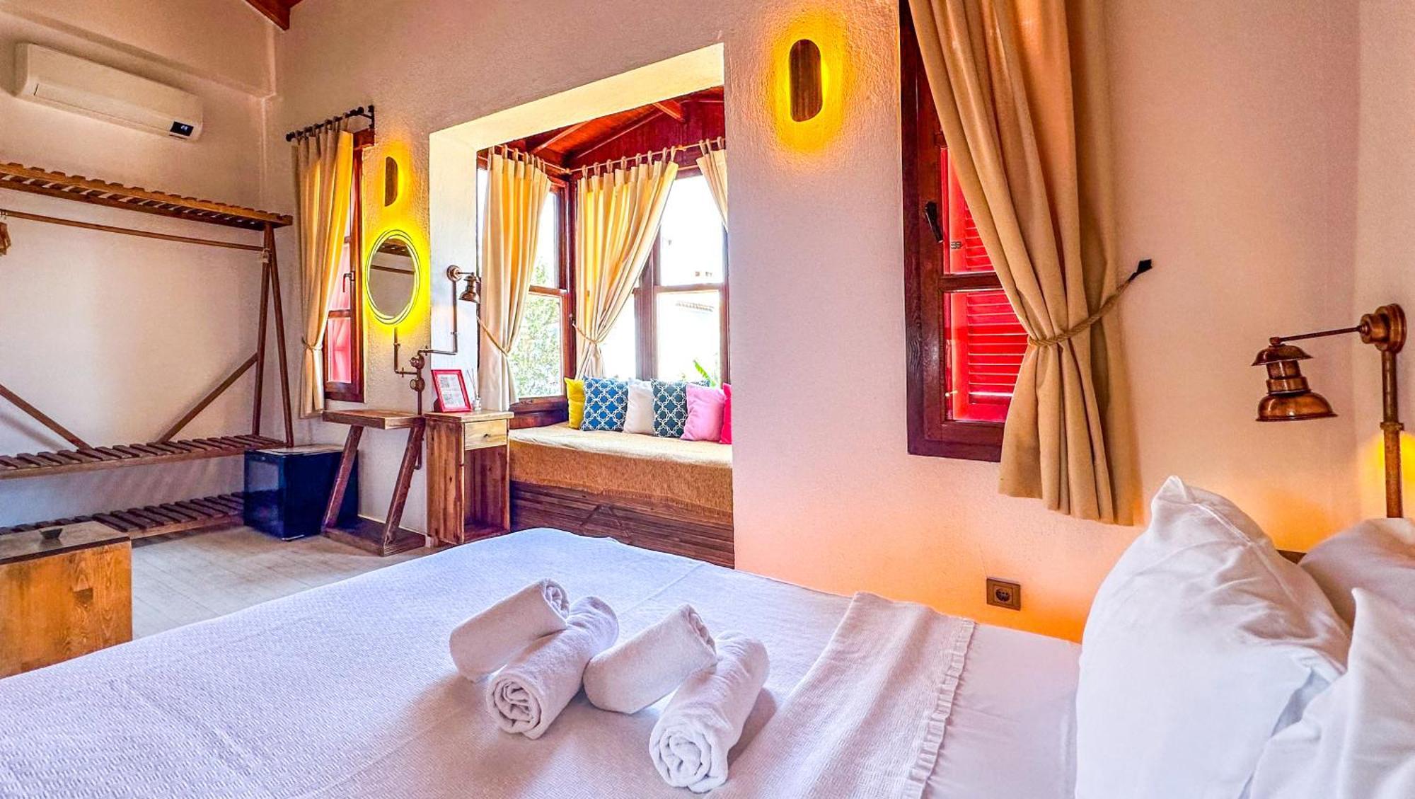 Banana Alacati Food & Stay - Adults Only Экстерьер фото