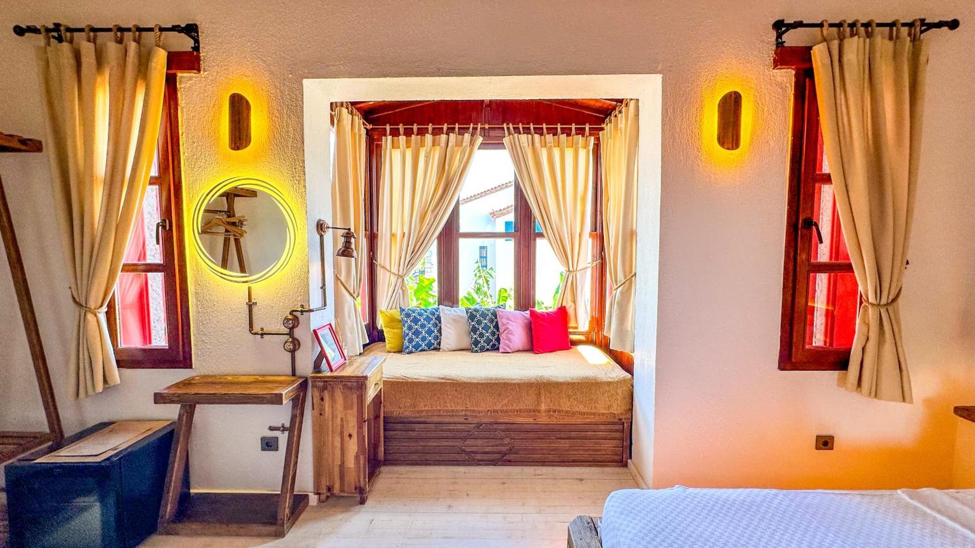 Banana Alacati Food & Stay - Adults Only Экстерьер фото